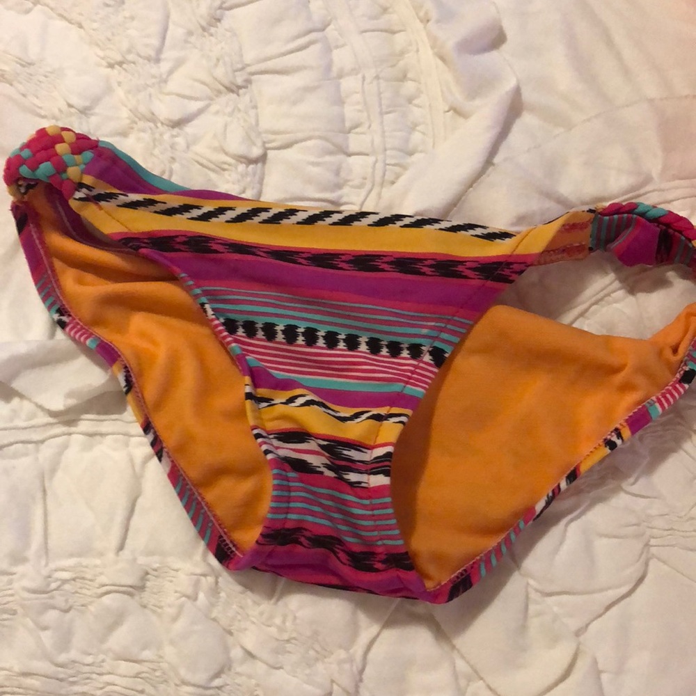 Bathing suit bottoms